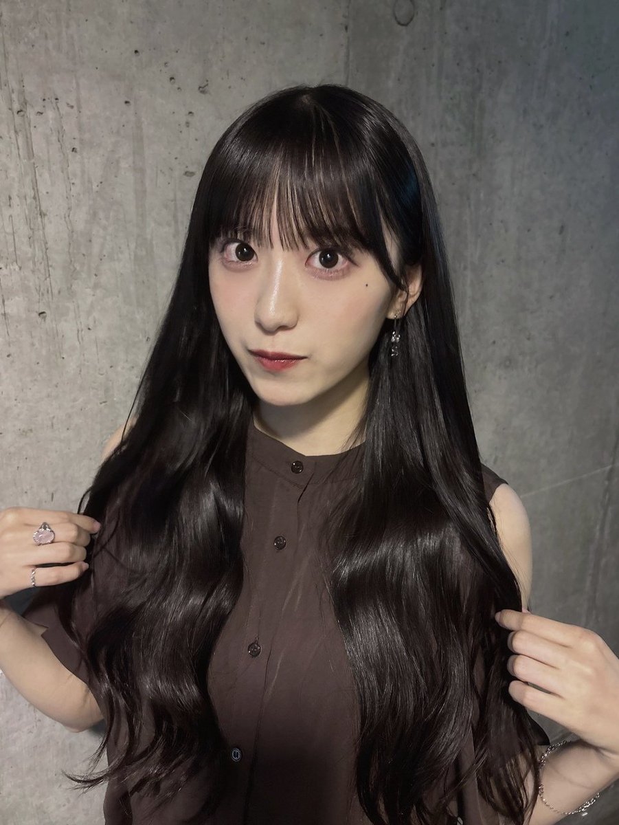 11/24まで値下げ】櫻坂46 村井優 直筆サイン アニラヒキ 【公式通販】