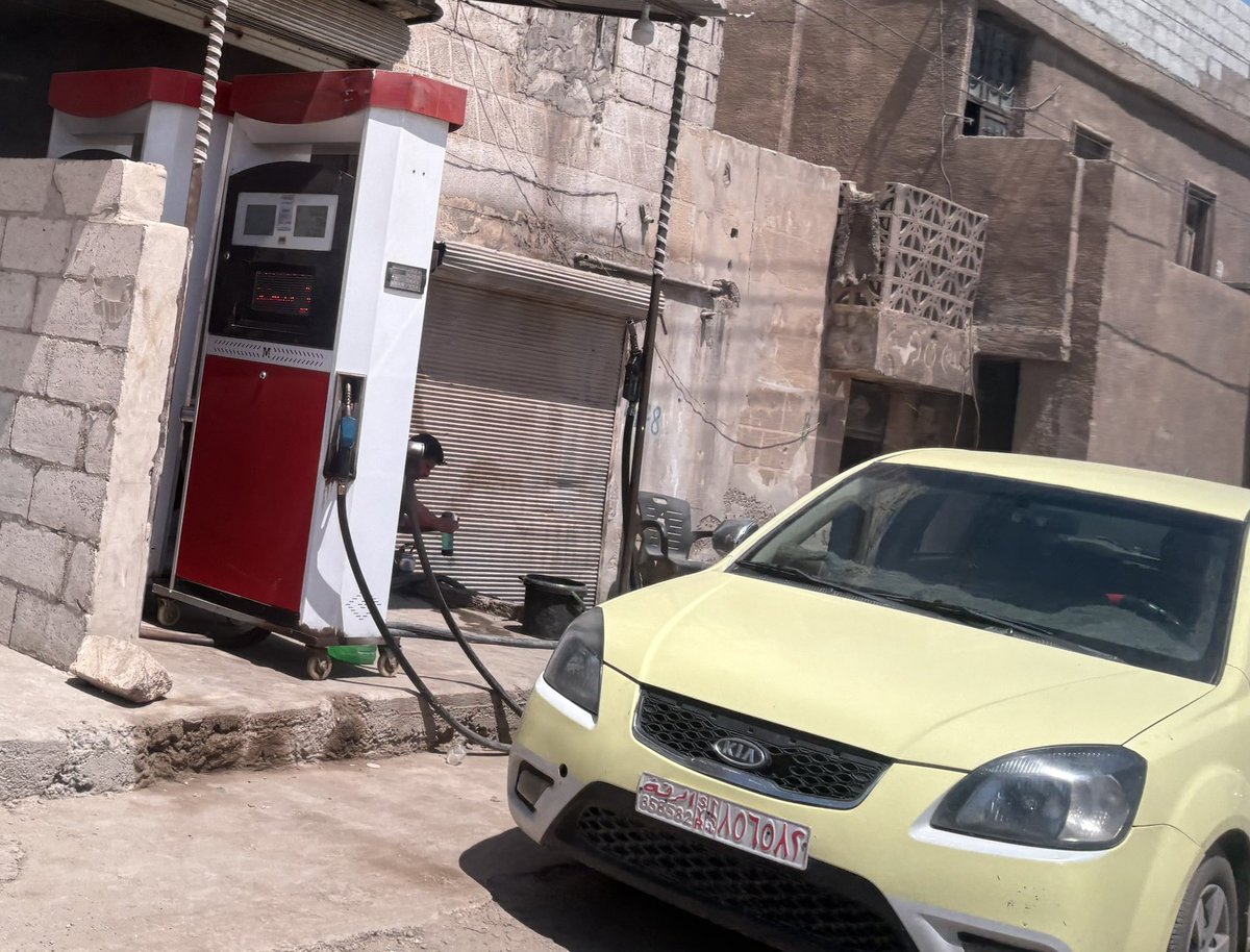 Al Sharaa is negotiating with the SDF, not fighting them.

The SDF has roughly 100,000 well trained and equipped troops.
Damascus has an estimated 35,000 troops in their affiliated militias.

Neither side has much heavy military equipment or advanced technology. 

The math is