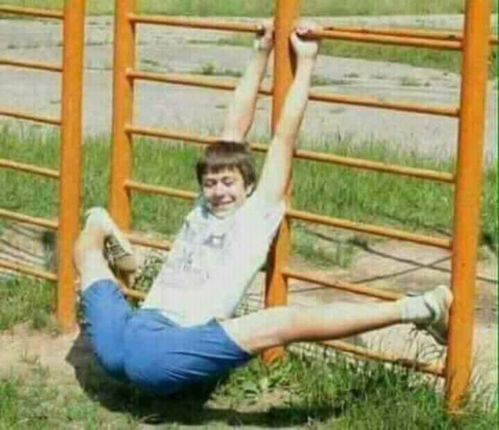 aghu5's tweet photo. @ezemiguelon Cuando lo veas… actúa normal https://t.co/1yhREQ89Hd