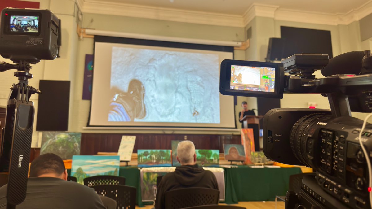 genie_studios's tweet photo. Lecture recording on Bigfoot. Professional Video Production, Film Studio Rental, Live-Streaming, Final Cut Pro Video Editing &amp; Training. Our mission is to make you look great 4162741265 https://t.co/tqwqDjRrlR #markhamvideoproduction #videoproductionmarkham #studiorental #markham https://t.co/R11HPwsvuY
