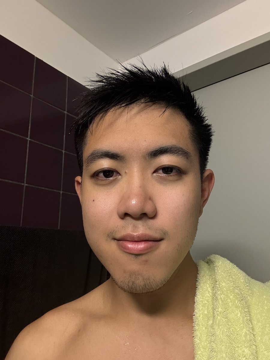 พร้อมสอบ (ขออย่างเดียวคือขอให้ตัวเองตื่นทัน หาห้องสอบให้เจอ อย่าทำปากกาหายก่อนถึงห้องสอบ แค่นั้น ทำได้ไม่ได้ถือว่าช่างแม่ง อ่านมาเท่านี้เตรียมมาเท่านี้ก็ถือว่าใช้ได้ละ)