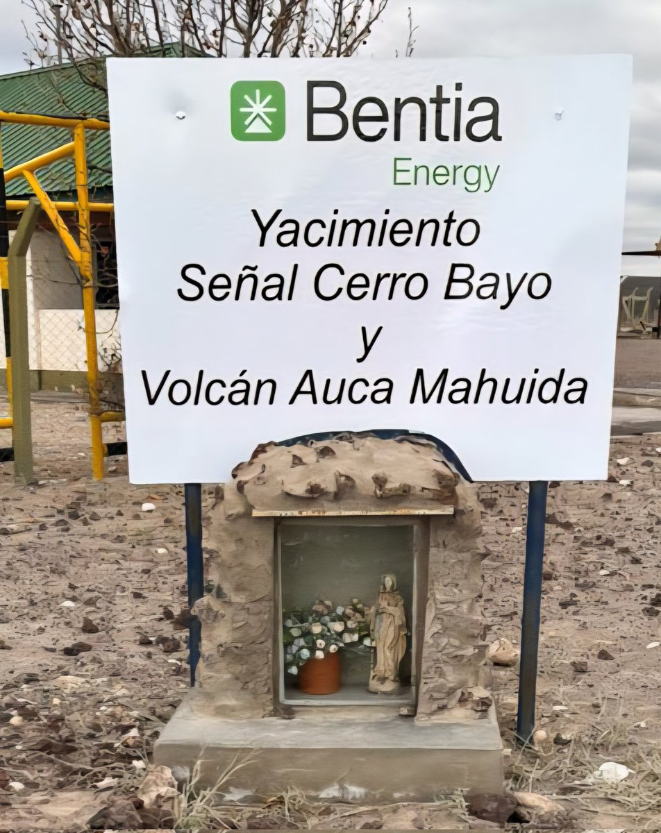 Y así, por iniciativa de un buen hombre, nos pusimos bajo la protección de la virgen para que guíe nuestro destino en el desafío de producir con responsabilidad nuestra bendita tierra