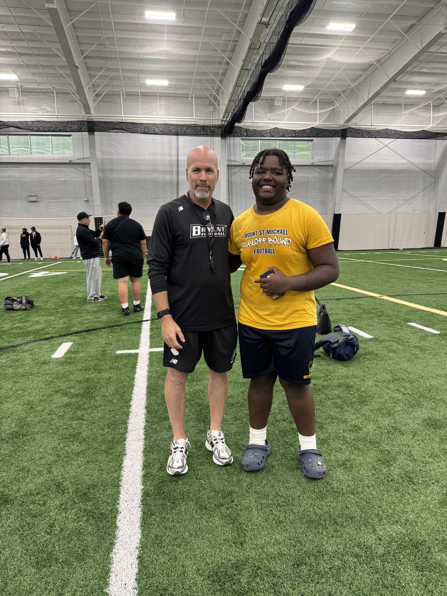 Scottiee_65's tweet photo. Thank you Bryant university for having me at your camp https://t.co/xd2Qurs3M8