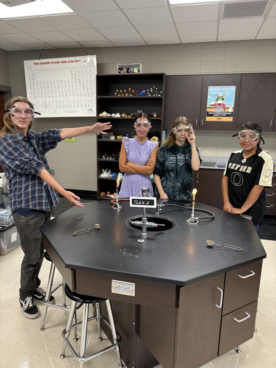 dasing1_oh's tweet photo. Well, it’s that time of the year where I teach students how to properly use a Bunsen burner. AKA known as “Fire Day!” 😆 https://t.co/wFq9g7d0yn