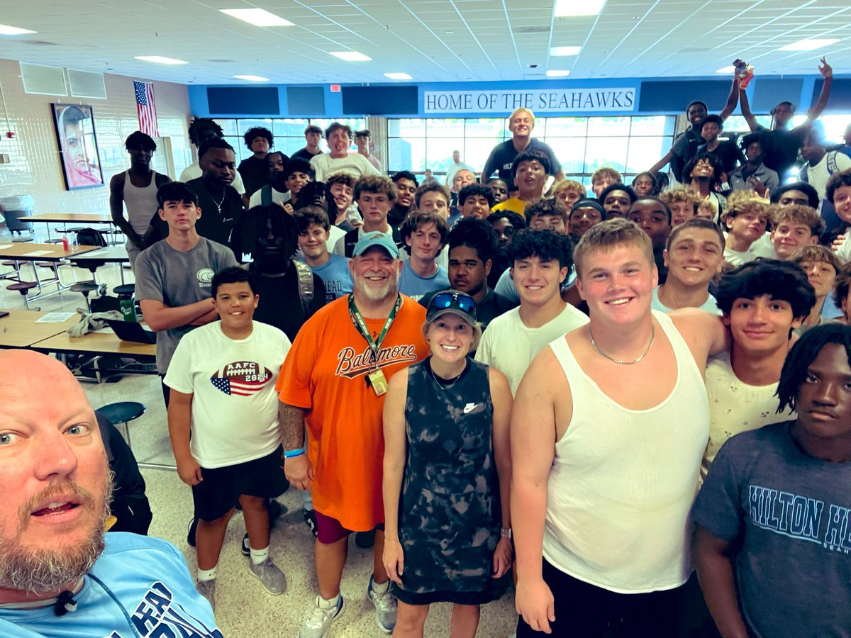 Ginny Thompson (@get_low_g) on Twitter photo Thanks to <a href="/HHIHS_football/">Seahawk Football</a> for trusting me with your 🏈 fundraiser!
Proud of <a href="/Americanfbcamp/">Coach BJ Payne</a> & his boys! Good luck this szn #RelationshipsMatter
🔗: org.eteamsponsor.com/ETS/supportUs/…
<a href="/eTeamSponsor/">eTeamSponsor | Online Team Fundraiser</a> | #IslandBoyz 🌴 Thanks to <a href="/HHIHS_football/">Seahawk Football</a> for trusting me with your 🏈 fundraiser!
Proud of <a href="/Americanfbcamp/">Coach BJ Payne</a> & his boys! Good luck this szn #RelationshipsMatter
🔗: org.eteamsponsor.com/ETS/supportUs/…
<a href="/eTeamSponsor/">eTeamSponsor | Online Team Fundraiser</a> | #IslandBoyz 🌴