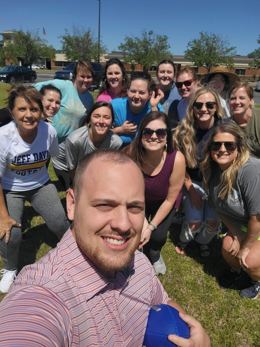 MrsCoachHelton's tweet photo. @TMobile X: @JDfbRecruits
 • Instagram: @jeffdavisfootball
 • Hashtags: #FN5GL &amp; #Sweepstakes
Jacket Pride Memories - Powder puff practice for the staff https://t.co/8WDARKlIpf