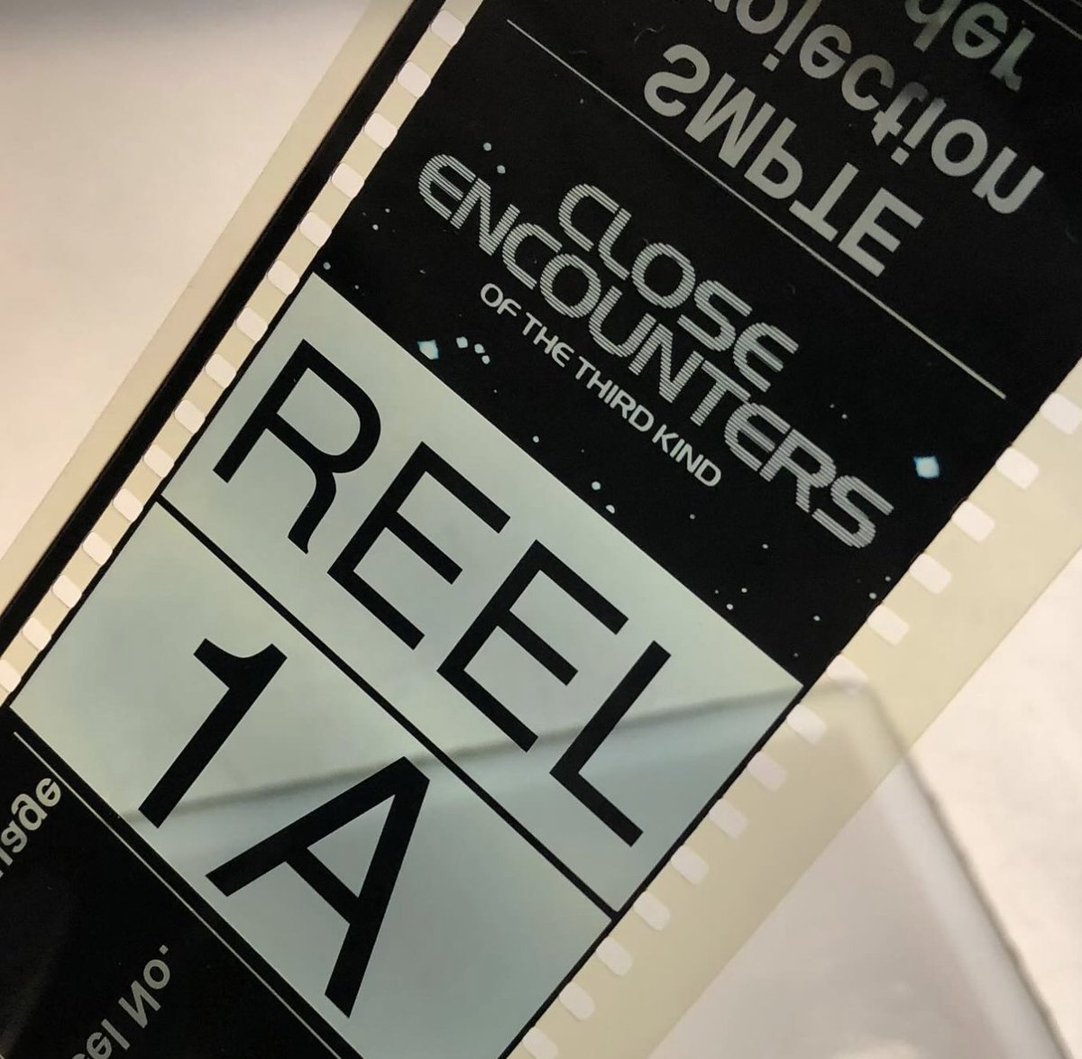 Our 70mm limited engagement of Steven Spielberg’s CLOSE ENCOUNTERS OF THE THIRD KIND (1977) starts tomorrow 💫🎞️ The first couple of screenings have already sold out so don’t miss out on seeing our personal, newly struck 70mm print of the Director’s Cut!
americancinematheque.com/series/steven-…