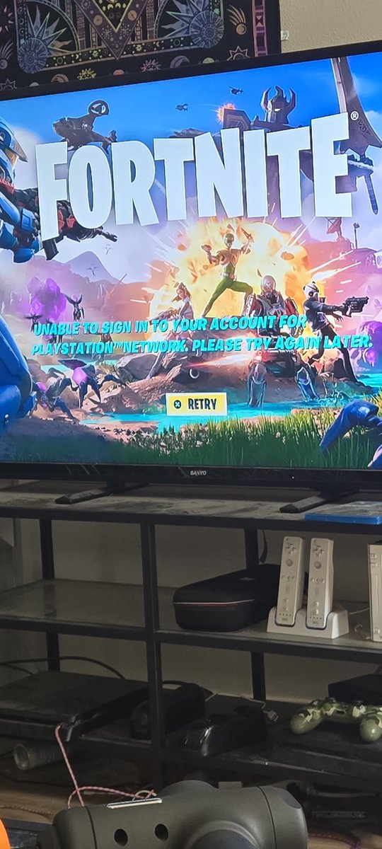 Kenny_Withers's tweet photo. @DSpinn468 @firemonkey @EpicGames what's up with #Fortnite right now? https://t.co/zXDUZTnxtI
