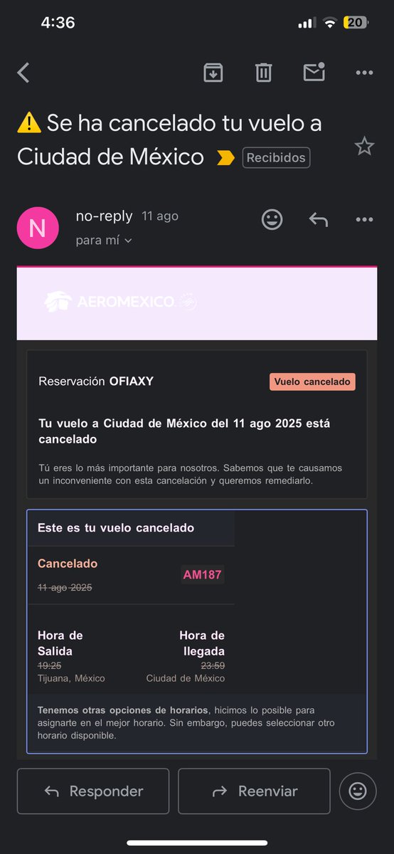 Hola <a href="/Profeco/">Profeco</a> Necesito su ayuda <a href="/Aeromexico/">Aeroméxico</a> me canceló mi vuelo el día lunes y solo me ofreció un vuelo hasta el día jueves el cual no podía aceptar por todas las actividades que ya tenía programadas y pagadas. Me urge una compensación al problema económico y los gastos generados