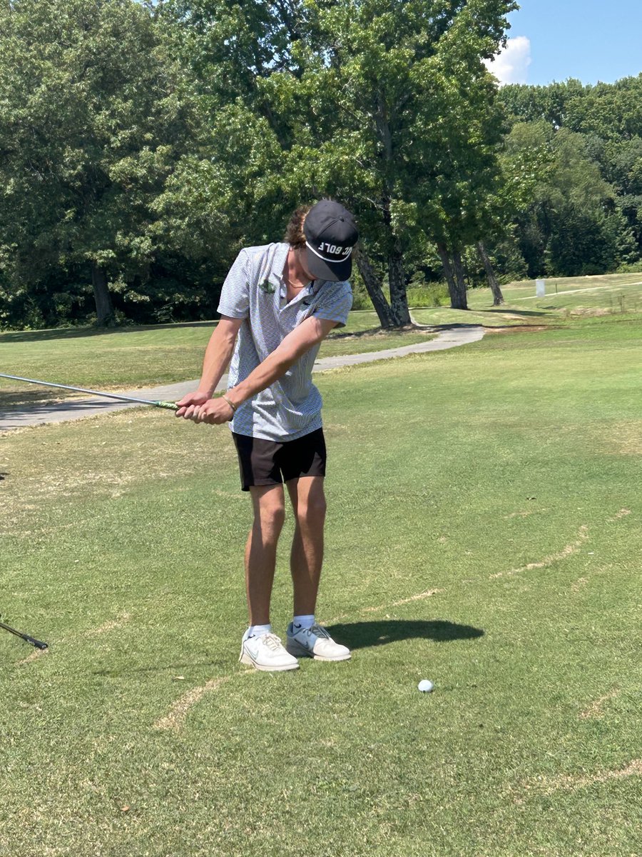 Alma_golf tweet media