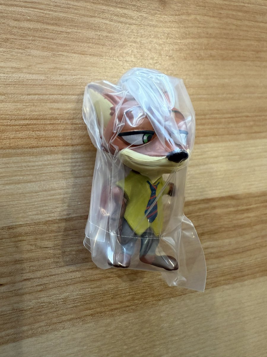 blythe0622's tweet photo. 【交換】ディズニーキャラクター　なかよしペアスイング

【譲】
ニック

【求】
スティッチ

郵送希望です。
よろしくお願いします🙇 https://t.co/oPzZ52tmKk