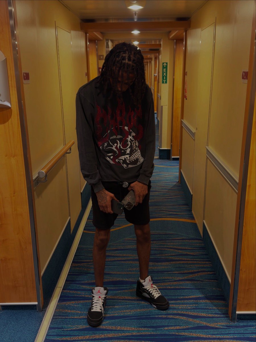 khibands3's tweet photo. Fucked the Cruise 🆙 wit my twinski🫶🏽💕 https://t.co/FSiS0tgBzW