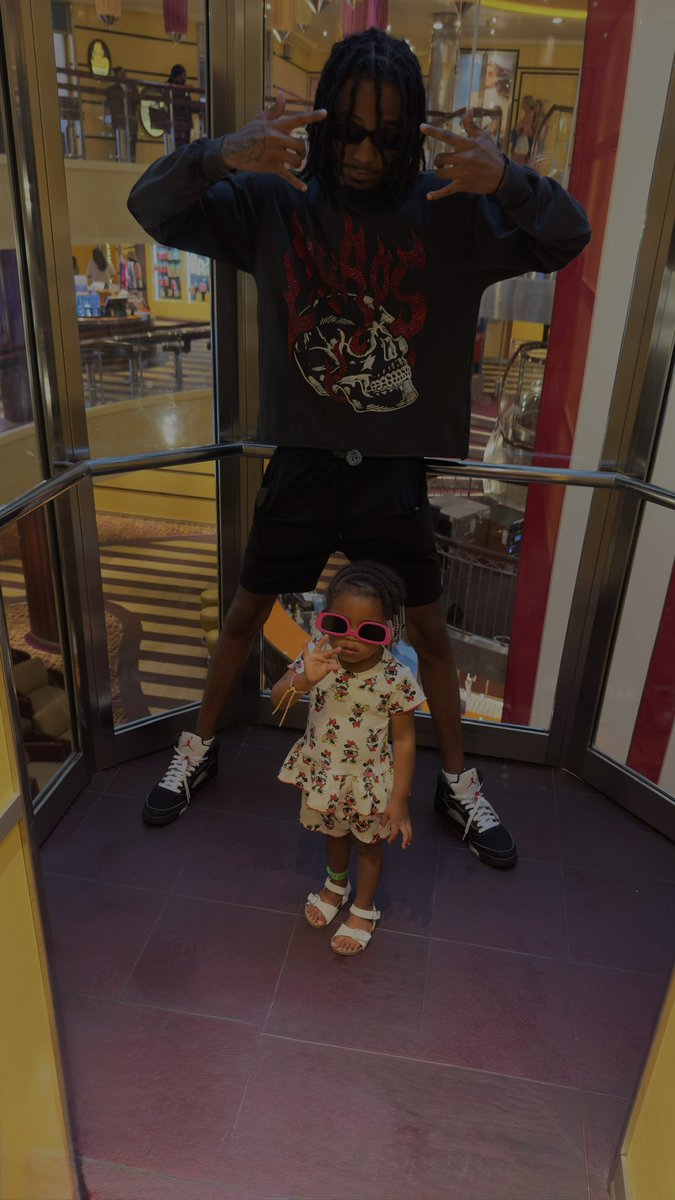 khibands3's tweet photo. Fucked the Cruise 🆙 wit my twinski🫶🏽💕 https://t.co/FSiS0tgBzW