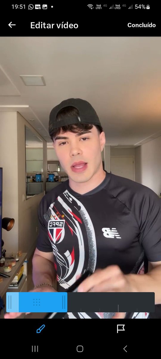 Gente, chegamos ao apocalipse das fofocas 🫣🤭 Nosso boca de sacola oficial resolveu selar os lábios e só vai soltar a bomba no sábado 🤯🤯 Eu? Desacreditada, chocada, passada e repassada 🤣 por que tanto mistério Gu ??