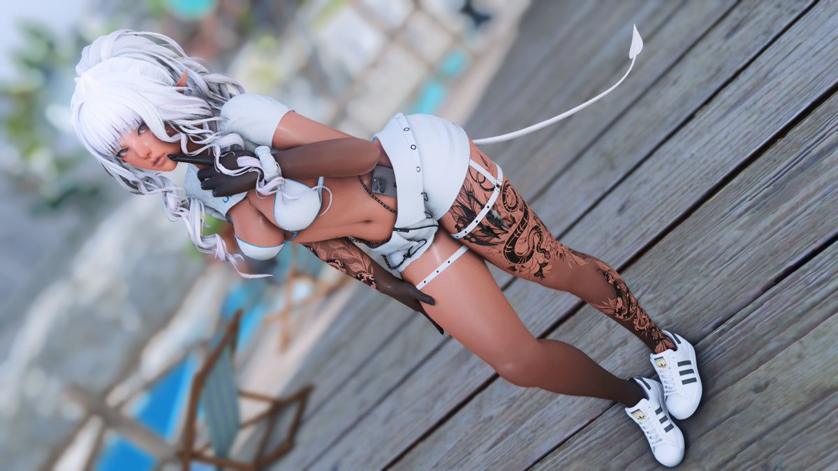NixiSharlen's tweet photo. Got new outfit :3
#vrchat #ff14 #ffxiv #ff14gpose #ffxivclub #ffxivalpha https://t.co/u8NVxOC86x