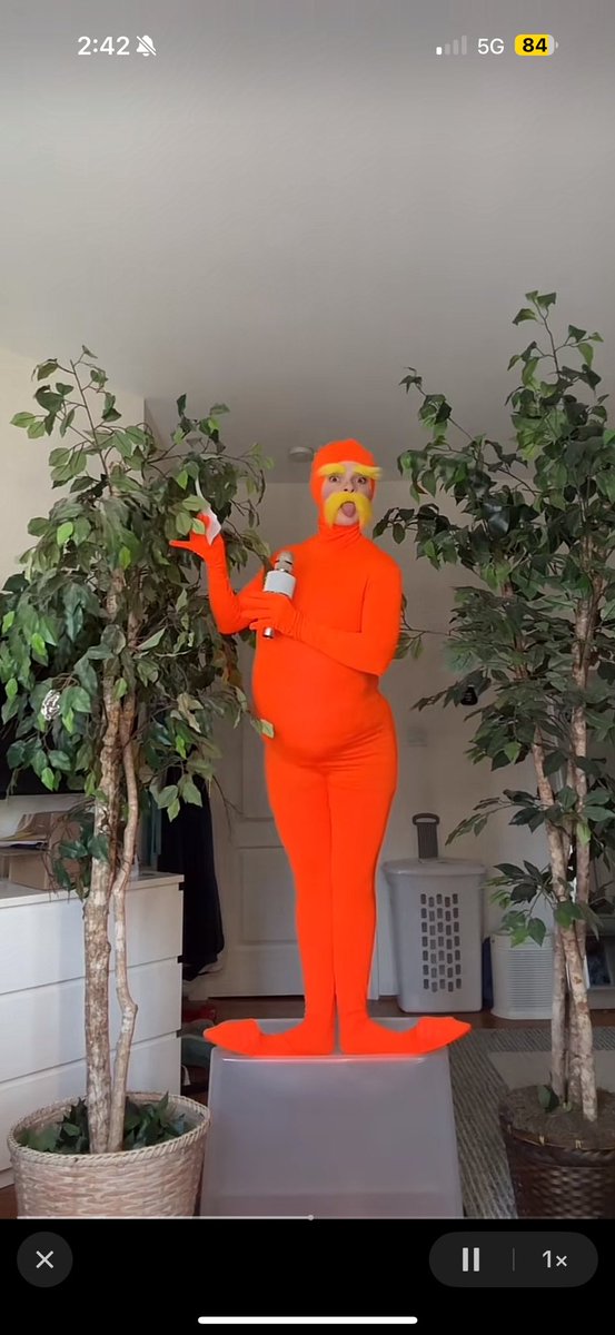 i did not have sexual relations with that tree… I had it with that one!