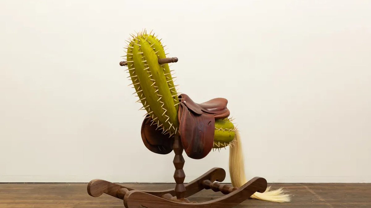 printmag's tweet image. The sculptor Raul de Lara reflects on his identity as a Mexican immigrant and his love of wood as a material. Read the interview at PRINT l8r.it/xjXU
Words: Charlotte Beach @scarlettepeach
Images: Courtesy of the Artist @rauldelaraa
#print #printmagazine #woodworking