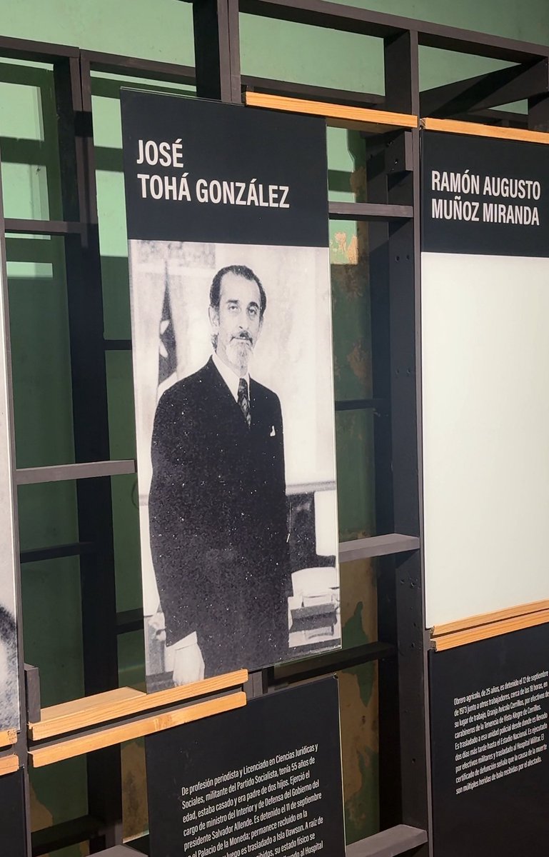 Hoy fui a este sitio de memoria. En Chile, durante la dictadura, se violó los DDHH de miles de personas. La extrema derecha que quiere ser gobierno justifica estas atrocidades. Como migrante tengo la obligación de respetar la historia y aportar para que no se vuelva a repetir.