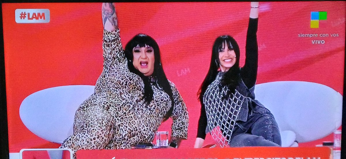 Jajajajajaja las amo <a href="/LaBarbyOk/">LA BARBY</a> <a href="/BalliMarixa/">Marixa Balli</a> !!! Potrones Argentinos Reinas