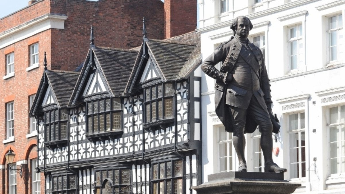 TheAusToday's tweet photo. 🏛️ British government rejects call to remove ‘Clive of India’ statue 

Critics say it glosses over the violent and exploitative history of colonial rule, keeping a romanticised view of the British Empire alive. 🇬🇧

Read more: https://t.co/AZ0Ag9xTJk

#CliveOfIndia #BritishHistory #ColonialLegacy #Controversy

@DrAmitSarwal @Pallavi_Aus @rishi_suri @ThangamDebb @DalrympleWill @SarahLGates1