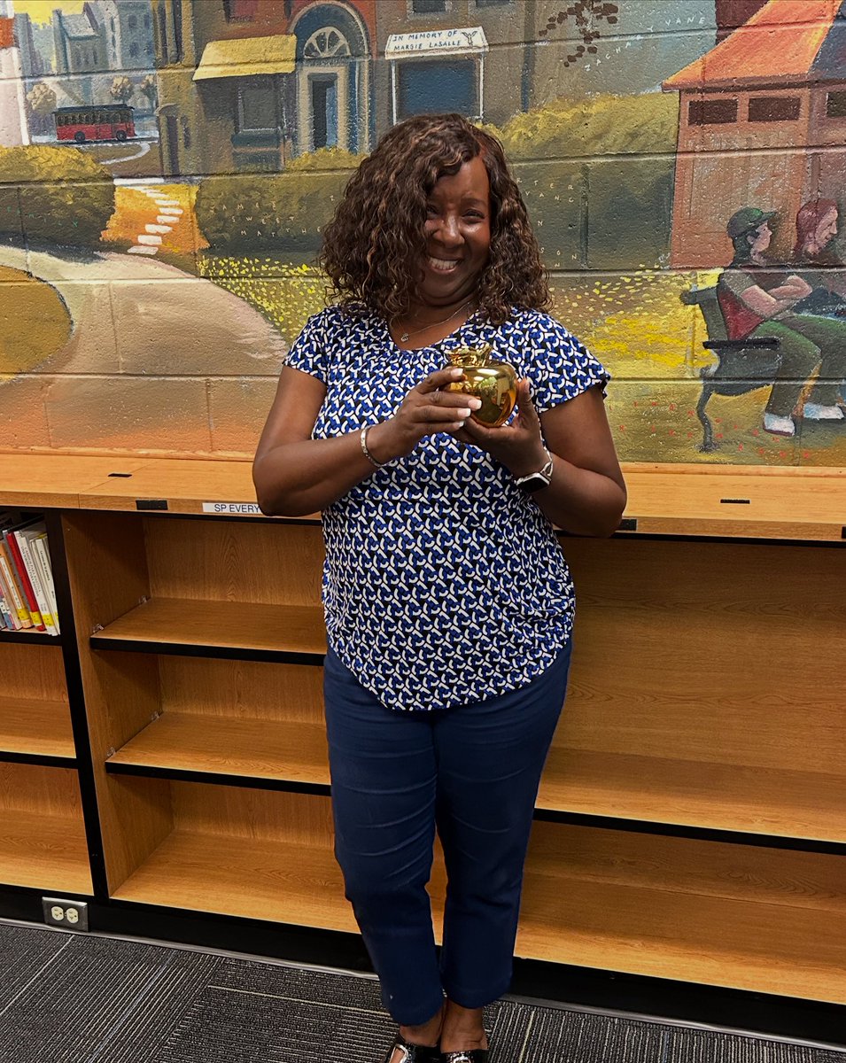 🍎 Our Golden Apple gets passed from one staff member to another, and this time Mrs. Pinkard gave it to Mrs. Harris. 🙌 

She’s the definition of respect—kind to others, open to new ideas, and rolls with change like a pro.

<a href="/fakfamily/">Melissa Faklaris</a> 
#CheathamHillCampions 
#GoldenApple