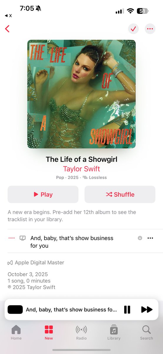 amy_lew14's tweet photo. @taylornation13 @Spotify @AppleMusic @taylorswift13 @SabrinaAnnLynn @TeamSabrina Is it October 3rd yet?! #TSTheLifeofaShowgirl https://t.co/Fmo5ivqLU7