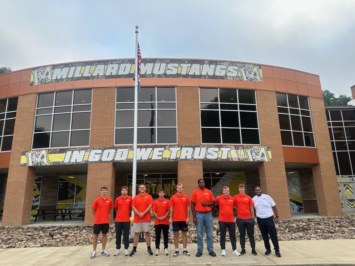 UPIKE FOOTBALL tweet media