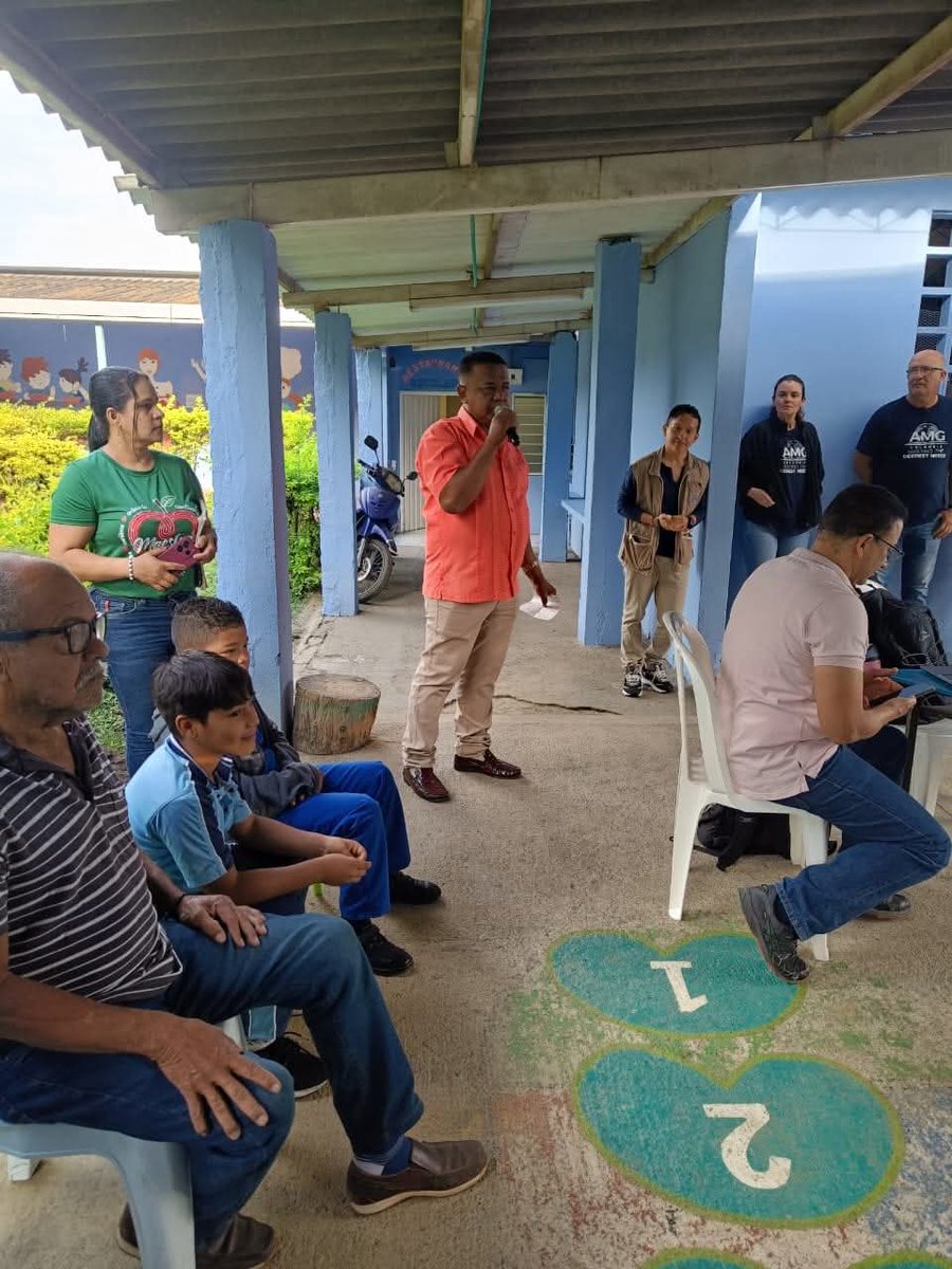 IeSemilla's tweet photo. BIENVENIDOS SECRETARIA DE EDUCACION
Padres y estudiantes de la sede Heliodoro será centro  de labores de la fundación OMG  actividades recreativas, de apoyo y refuerzo académico. A partir del 1 de septiembre de 1:00 a 4:00 PM.
@sempalmira @AlcaldiaPalmira
@Mineducacion https://t.co/1U6MeBxh1v