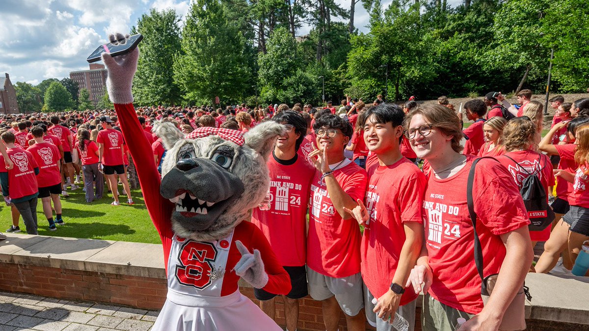 NCState's tweet photo. Your first college friends. Your first selfie with a Wuf. Your first taste of Howling Cow ice cream. 

There's a lot to experience, celebrate and explore during your first weeks as an NC State student. Here's how to make the most of #NCStateWWW: https://t.co/9isIiysNYA https://t.co/1KWzIrw8Bf