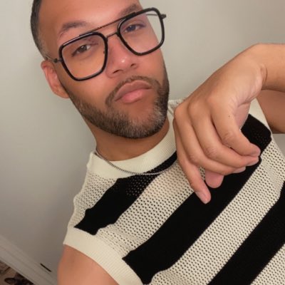 JoeJoeBullock's tweet photo. #NewProfilePic https://t.co/ooFsiTAQV3
