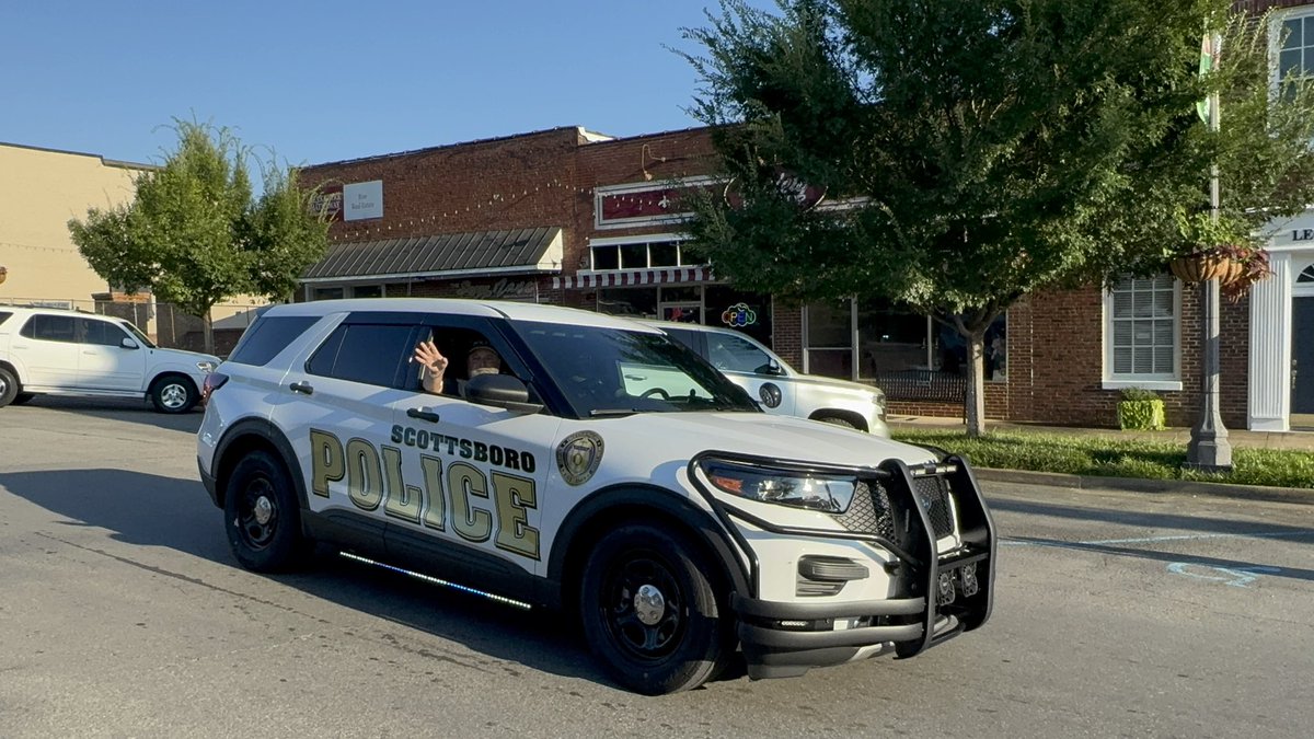 Emily Moessner tweet media