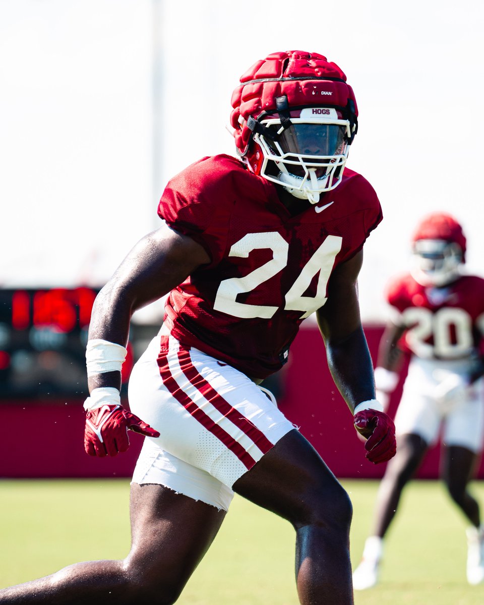 Arkansas Razorback Football tweet media