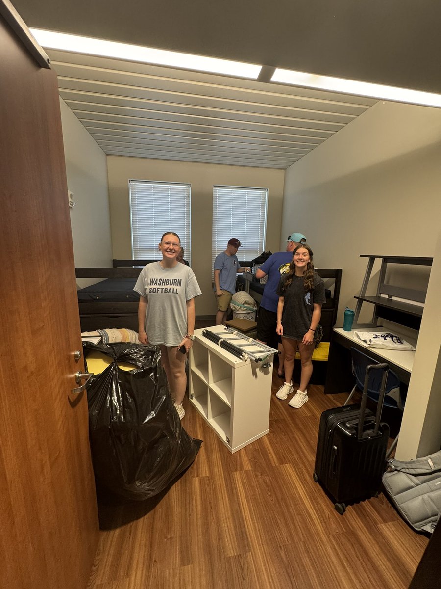 Washburn Softball tweet media