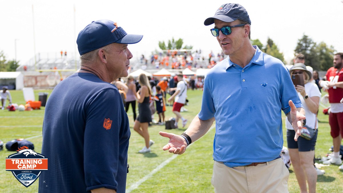 Broncos's tweet photo. 1️⃣8️⃣ stopped by #BroncosCamp today! https://t.co/NPjbZojBsT