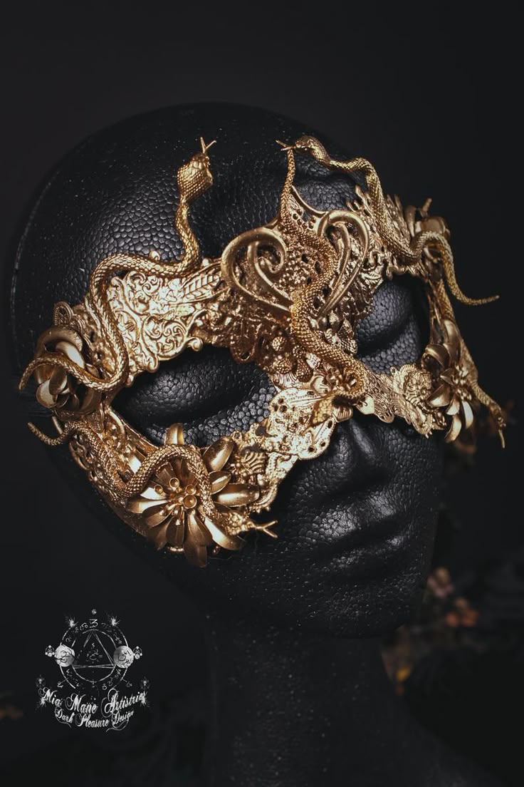 lonecanary__'s tweet photo. ( Hes arrived, with his usual air of charisma and practiced diplomacy as he steps inside.. )
#BSDMASQUERADE https://t.co/5URkko4Hb8