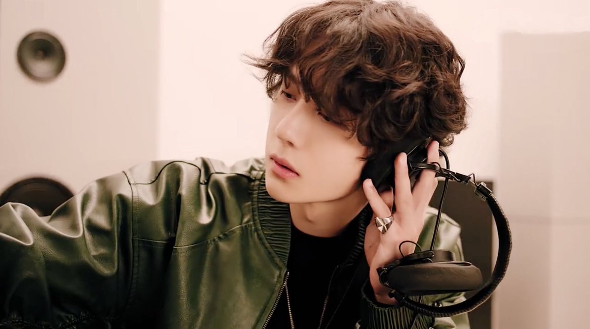 wxyzybxz's tweet photo. WANG YIBO 😍😍😍😍 https://t.co/I3iUEwXNcp