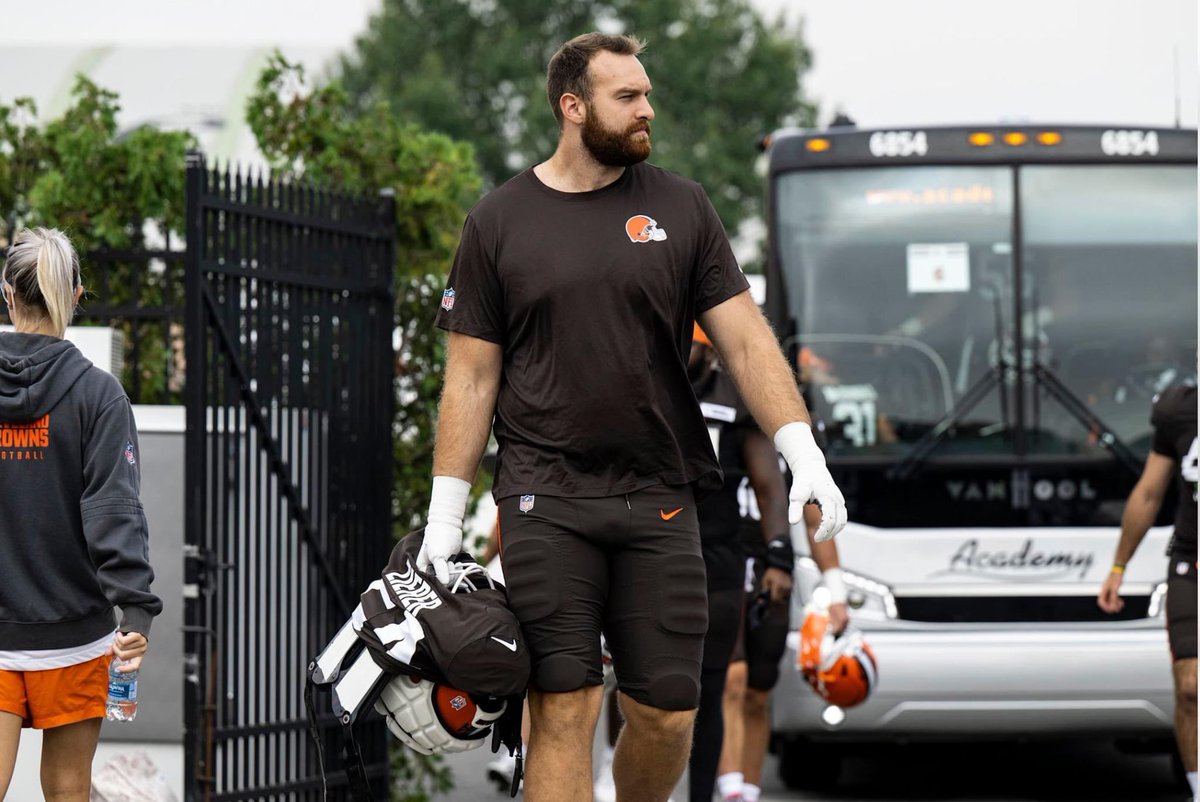 Great to see <a href="/Kili24_/">Kilian Zierer</a> getting to work with his new team <a href="/Browns/">Cleveland Browns</a> 

<a href="/cocfb/">Cougars Football</a>