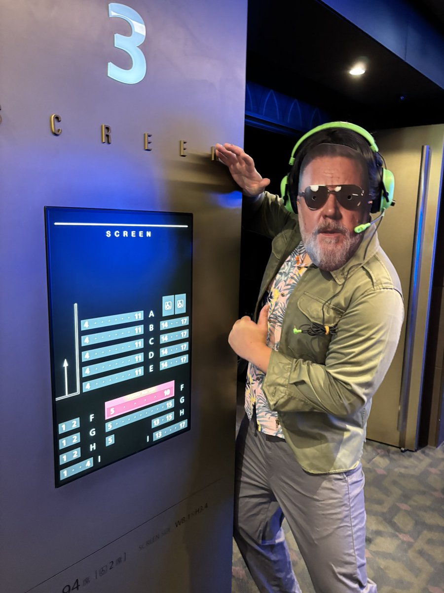 🔥　本　日　公　開　🔥
映画 『#ランド・オブ・バッド』

TOHOシネマズ日比谷【満席】
ありがとうございます‼️

皆さんの応援で最高のスタート切れました💥
ぜひ劇場でこの極限サバイバルを体感してください🎬

🎯8.15(金) 全国公開
👉 land-of-bad.jp

#映画好きと繋がりたい #ミリオタ必見