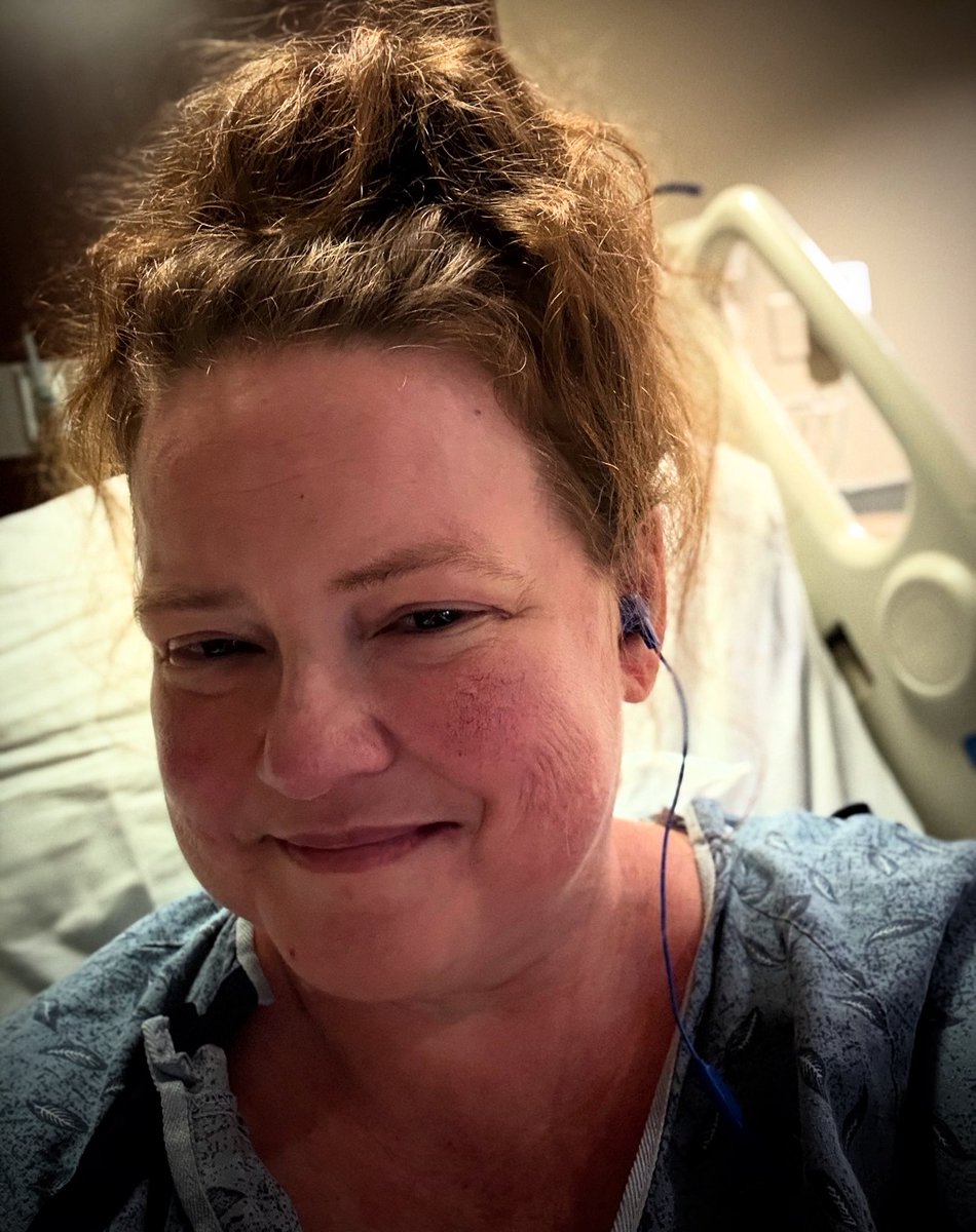 hu_myn's tweet photo. Second verse same as the first, a little bit louder and a little bit better? Hopefully?
#surgery #roundtwo #backrevision #tlift #l4l5fusion #backsurgery #saintlukeshospitals #kc #kcmo #kansascity #missouri #instakc #recoverybunker https://t.co/PVKqIIj5K8