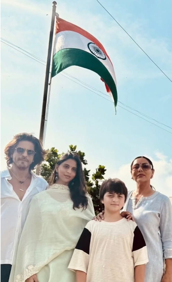 🇮🇳✨️ Happy Independence Day! 🎉🕊️
Wishing you pride, joy, and unity on this special day for our incredible nation. 🧡🤍💚 Jai Hind! 🙌

#ShahRukhKhan #IndependenceDay #HappyIndependenceDay2025