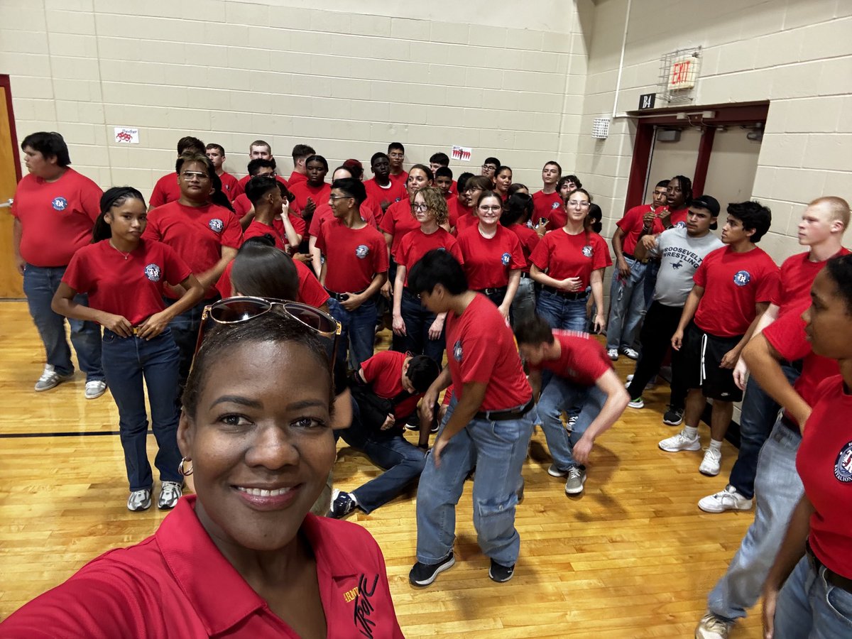 Red, White &amp; Blue JROTC success! We Are TR!!!! ⁦<a href="/WeAreTRHS/">Theodore Roosevelt High School - NEISD</a>⁩ ⁦<a href="/JrotcNeisd/">NEISD JROTC</a>⁩