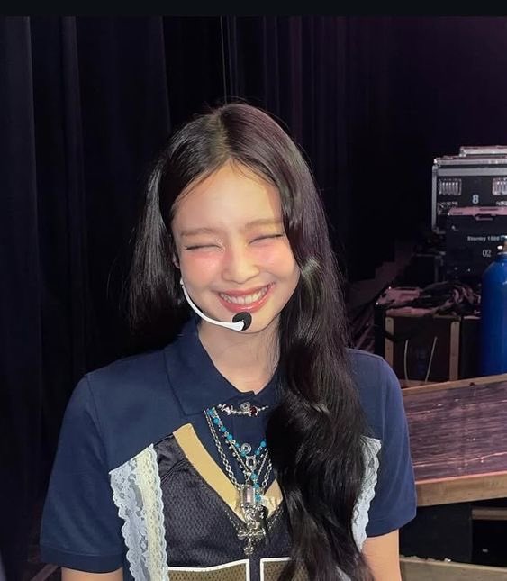 glxsyyya's tweet photo. SHE’S SO🥹 https://t.co/EMOZ3Q9e6e