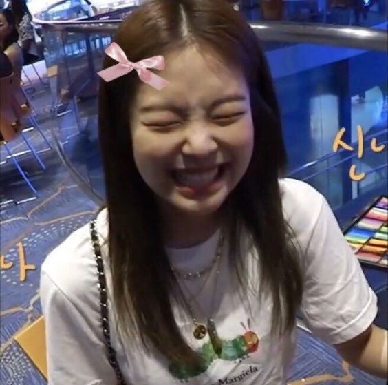 glxsyyya's tweet photo. SHE’S SO🥹 https://t.co/EMOZ3Q9e6e