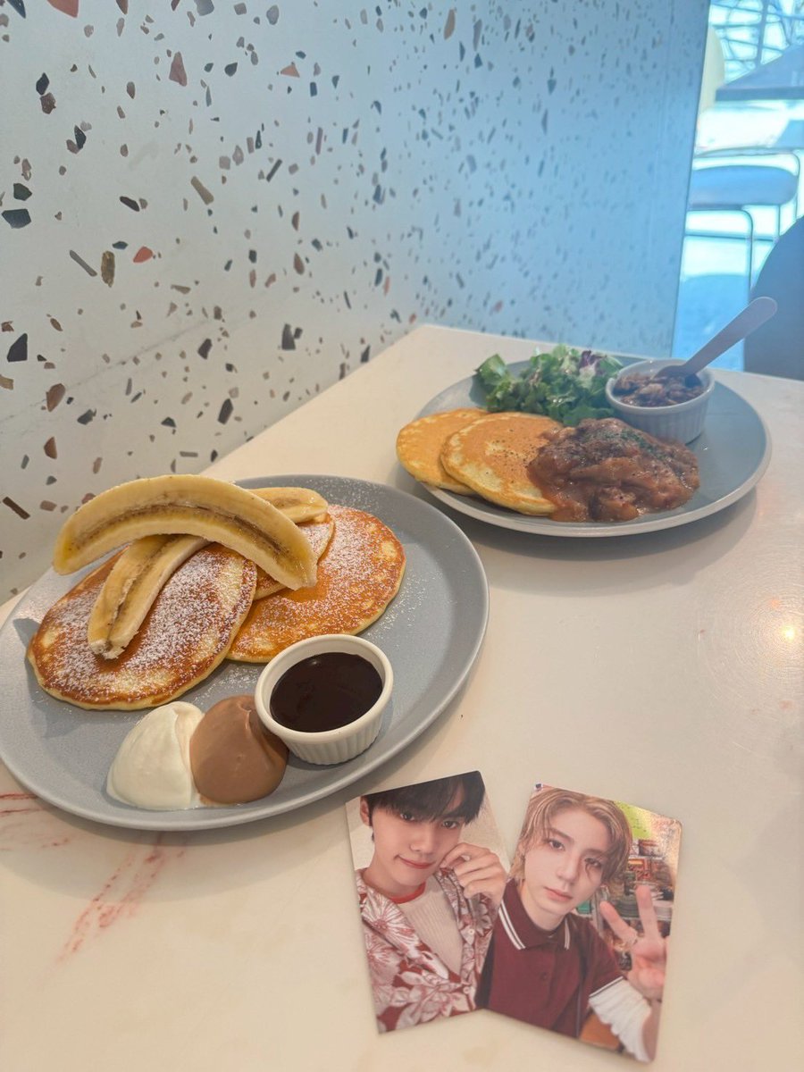tim_tim_2121's tweet photo. 昨日行ったカフェ☕️かわいかった〜🐶🤎
毎日暑過ぎてもう夏バテ寸前...🫠☀️ https://t.co/zrG5q2A7sQ