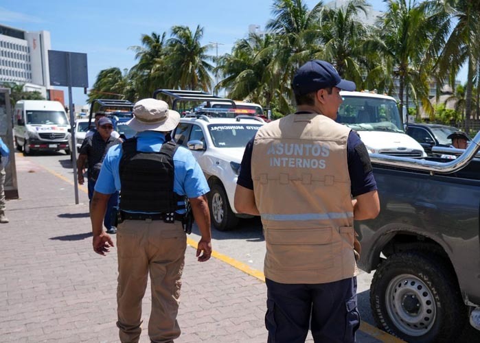 Retiran vehículos de sitios prohibidos para estacionar en la Zona Hotelera ift.tt/fswHW5K