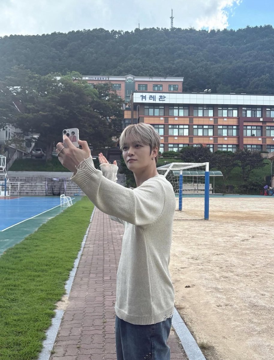 JekeiJJ's tweet photo. @bornfreeonekiss
✨ジェジュンIGありがとう💐母校〜和むね🩵🤍🤍🩵👍🏻︎︎
暑いので水分補給しっかり🥤してね•*¨*•.¸¸♬︎
@ jj_1986_jj
https://t.co/gJVIF9Q2kk
#ジェジュン Daisuki💖
#BREAKINGDAWN
あなたがいることで
#Beauty_in_Chaos
#JAEJOONG
#Hoper 💚🤟🏻 https://t.co/PYObpPGBla