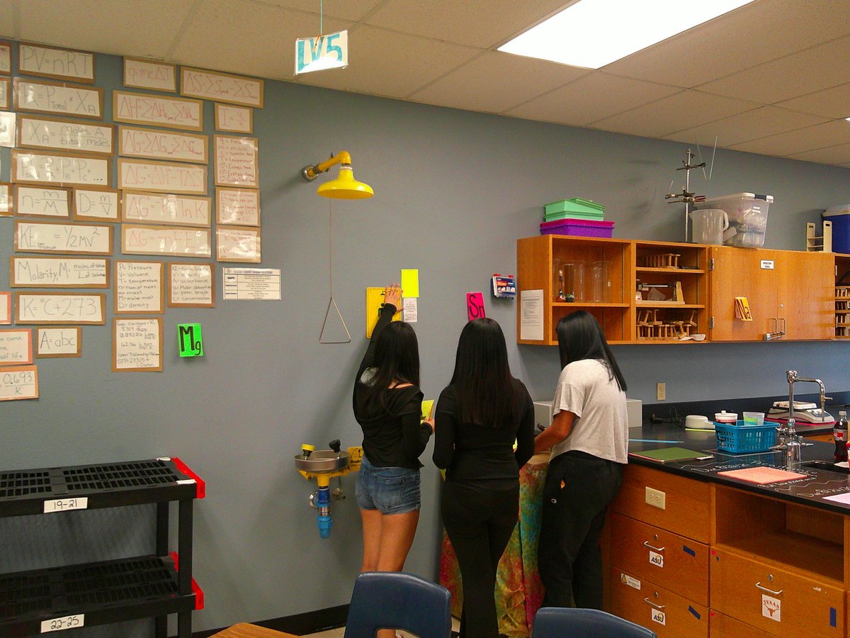 RBrewster14's tweet photo. Welcome back Chiefs and Maidens.  Day 1- Honors and Academic Chemistry has a Scavenger hunt. Learning about procedures and more.  #ChemistryLearningVictories https://t.co/CDXU0hVPur