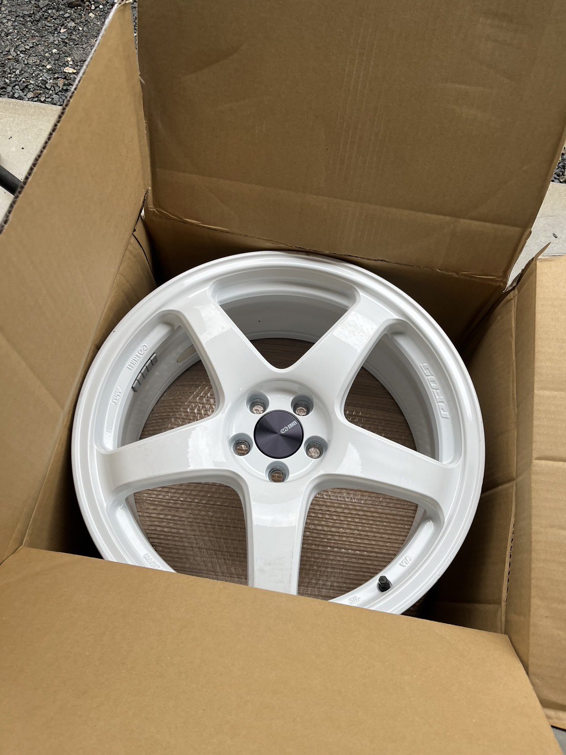 ENKEI PF05 ドリケツ　2本 Enkei Racing Series PF05