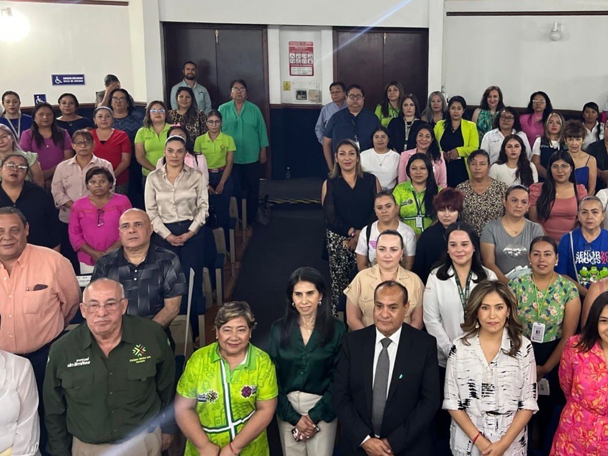 Secretaría del Trabajo y Previsión Social (@stpsslp) on Twitter photo 🍼💼 𝗟𝗮𝗰𝘁𝗮𝗻𝗰𝗶𝗮 𝗺𝗮𝘁𝗲𝗿𝗻𝗮 𝗲 𝗶𝗻𝗰𝗹𝘂𝘀𝗶𝗼𝗻 𝗹𝗮𝗯𝗼𝗿𝗮𝗹 𝗲𝗻 #𝗦𝗟𝗣
En conjunto con el <a href="/DIFEstatalSLP/">DIF Estatal SLP</a> celebró un taller enfocado en la importancia de la lactancia materna, en el marco de la Semana Mundial de la Lactancia. #RicardoGallardo 🍼💼 𝗟𝗮𝗰𝘁𝗮𝗻𝗰𝗶𝗮 𝗺𝗮𝘁𝗲𝗿𝗻𝗮 𝗲 𝗶𝗻𝗰𝗹𝘂𝘀𝗶𝗼𝗻 𝗹𝗮𝗯𝗼𝗿𝗮𝗹 𝗲𝗻 #𝗦𝗟𝗣
En conjunto con el <a href="/DIFEstatalSLP/">DIF Estatal SLP</a> celebró un taller enfocado en la importancia de la lactancia materna, en el marco de la Semana Mundial de la Lactancia. #RicardoGallardo