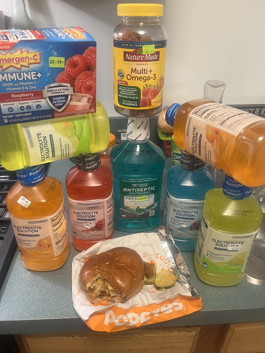 BrendanRider's tweet photo. Yarghhhh me haul for this edition of fuck rite aid, I bought this shit for 80 percent off. Would’ve bought more nectar but I’m betting that the additional 50 percent will be next week, for which I’ll rob em all. Also used my elbow to bust open the vitamins since I got hungwy https://t.co/aP9trlYZ5n
